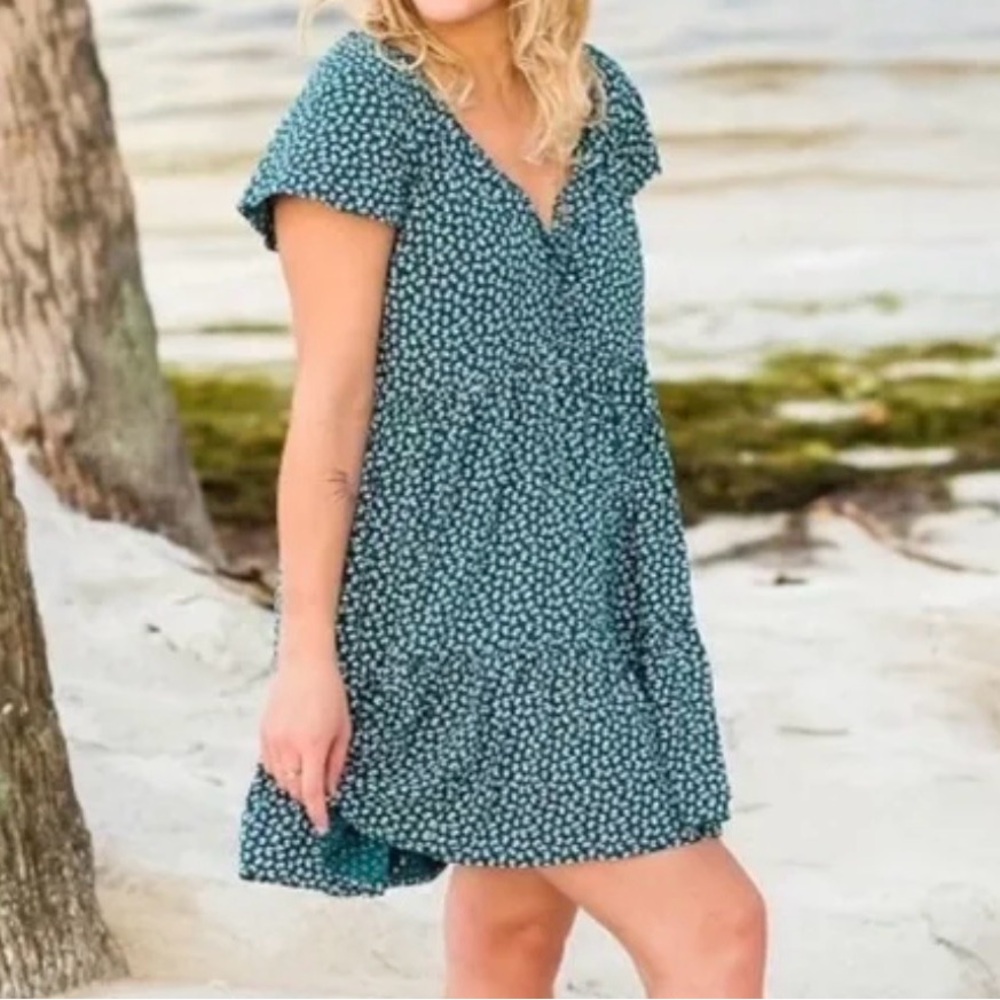 American Eagle Outfitters Teal Floral V-Neck Mini Dress